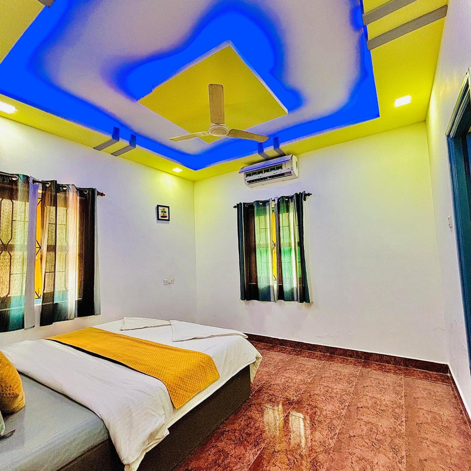 Villa The Grey Pool Villa - 100 Mtr Beach Walking Calangute