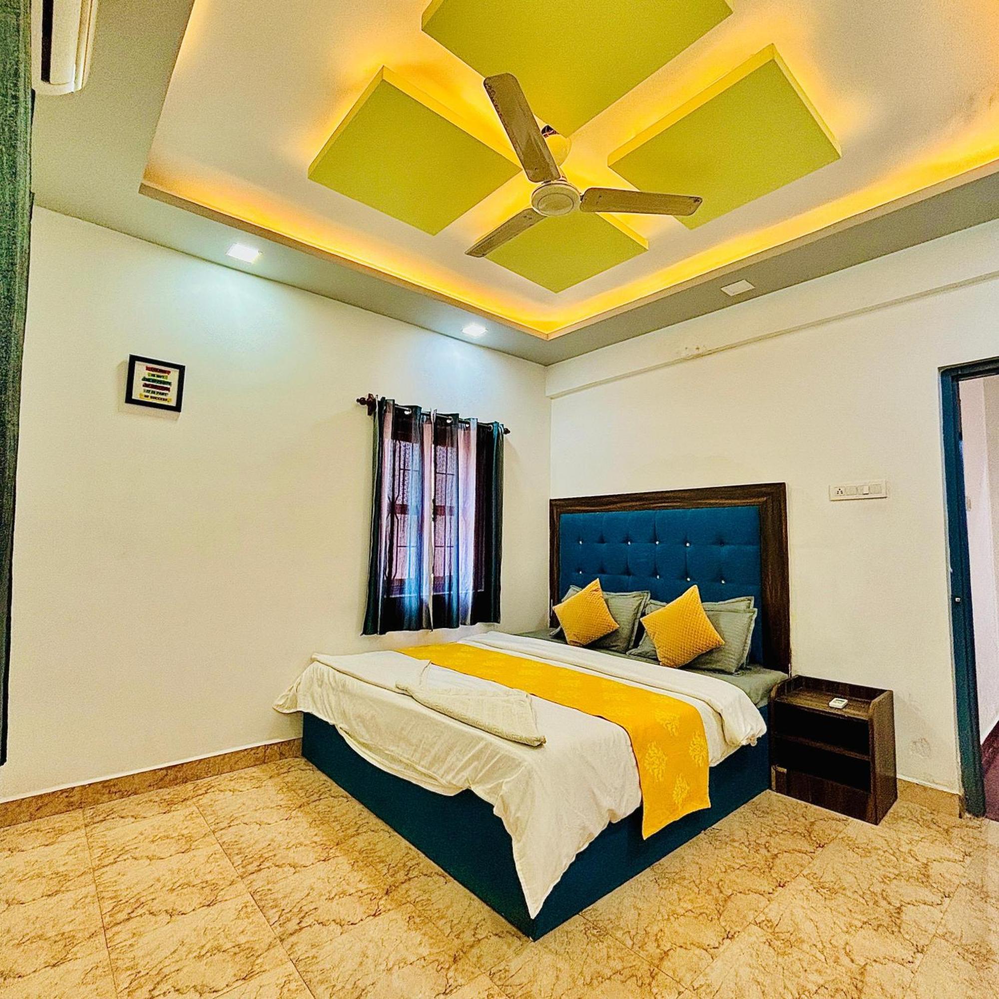 The Grey Pool Villa - 100 Mtr Beach Walking Calangute