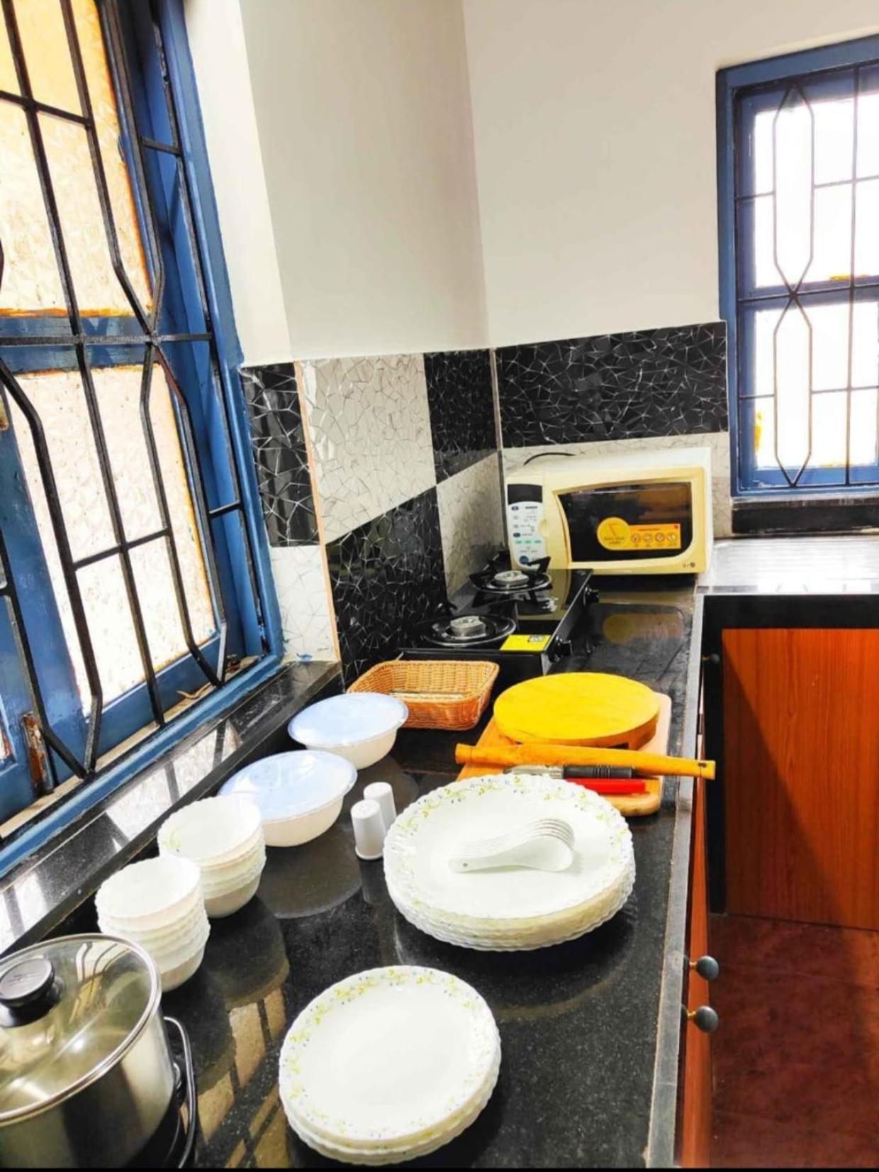 The Grey Pool Villa - 100 Mtr Beach Walking * Calangute
